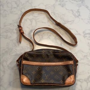 Authentic Louis Vuitton purse